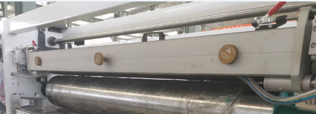 PRY-D1224 Kecepatan Tinggi Full Automatic 4 Color Flexo Printing Slotting Die Cutting Stacking Machine 5