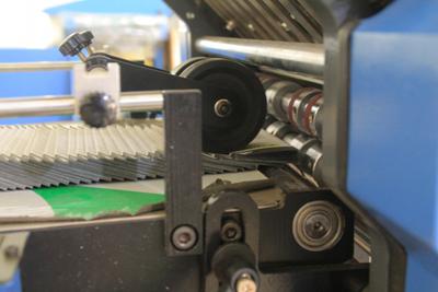 PRY-660T Mesin Lipat Kertas dengan Pisau Independen 6